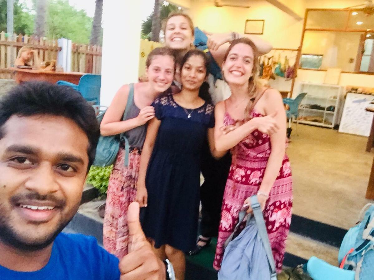 Sweet Home Tourist Rest, Cooking Classes & Tours Anuradhapura Esterno foto